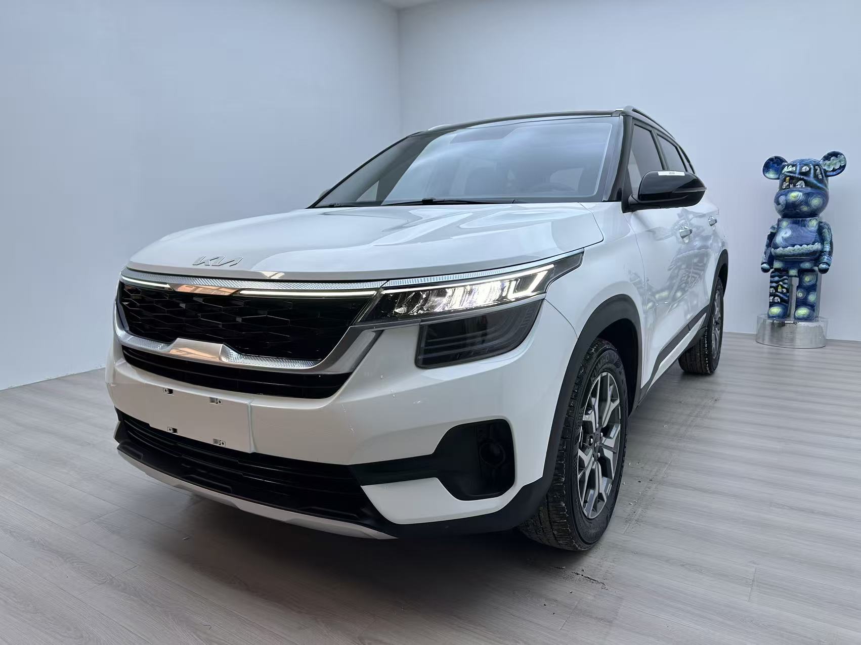 Kia KX3 (X-Line) 2021 года, 1.5L CVT, Trend версия