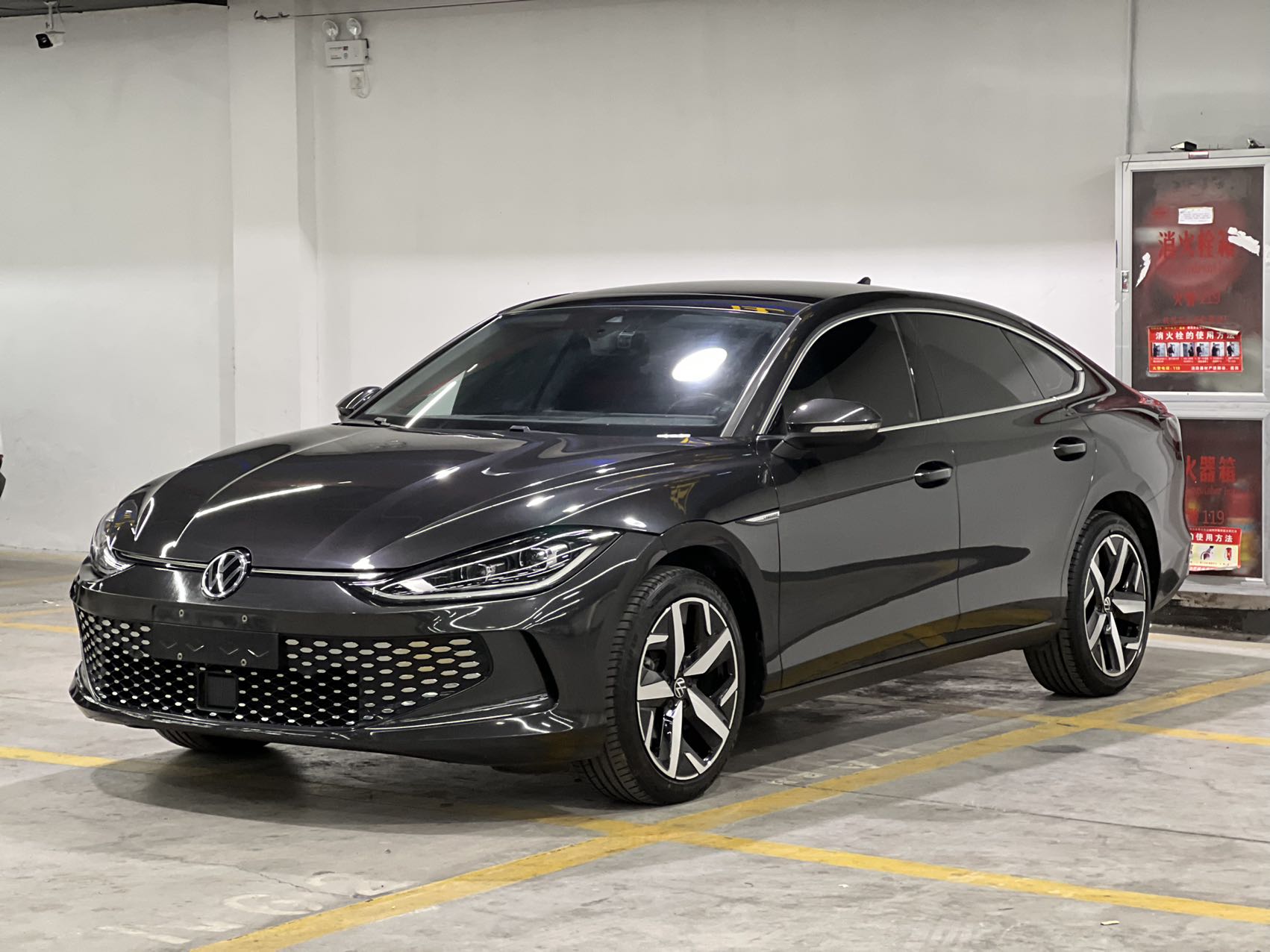 Volkswagen Lamando 2023 модель года Lamando L 280TSI DSG Кул-Спайси версия