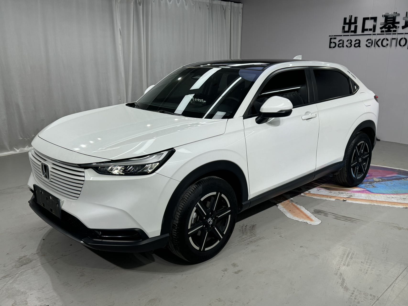  Honda Vezel 2023, 1.5 л, CVT, передний привод, Tech Edition