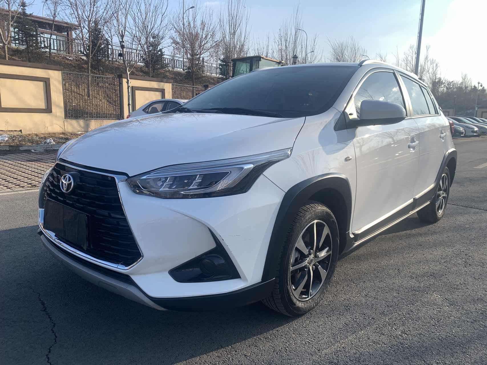 Toyota YARiS L Zhixuan Ведущий PLUS Edition