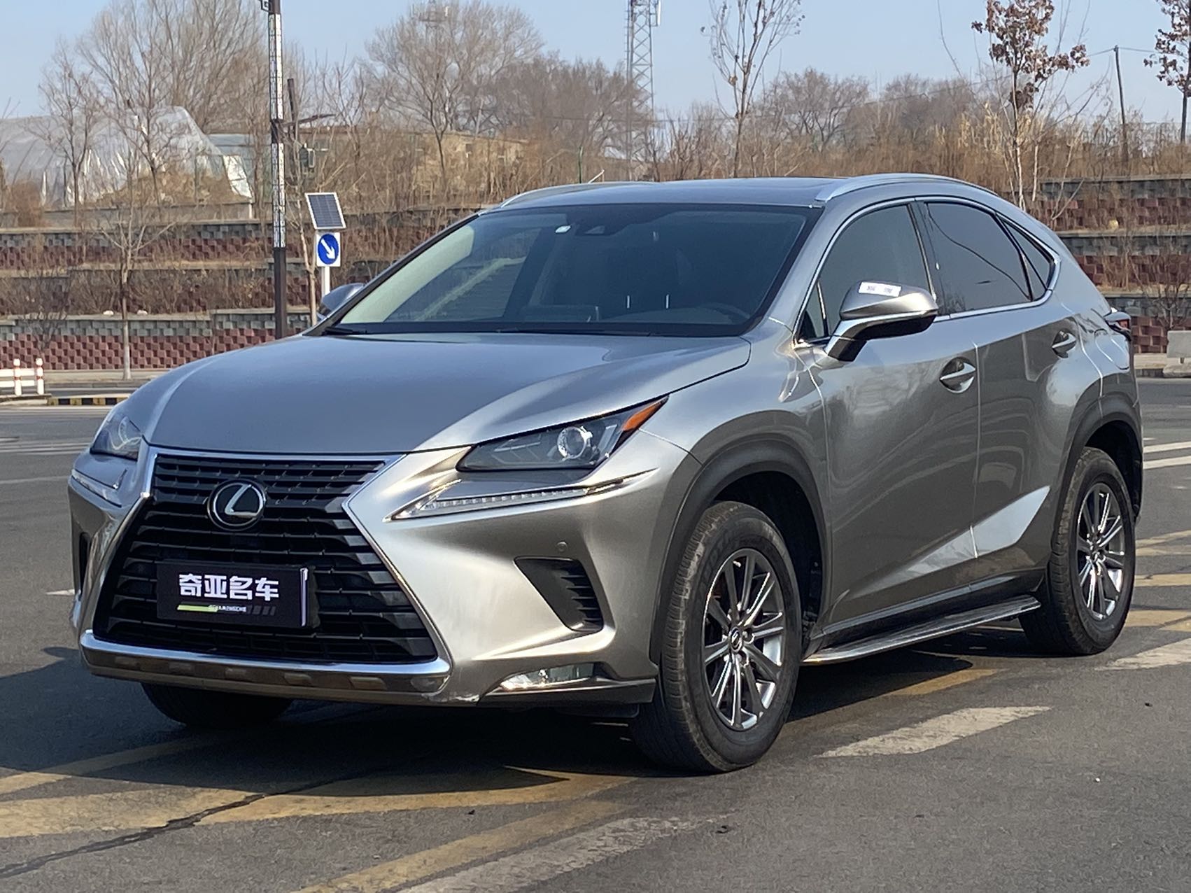 Lexus NX200 2020 с полным приводом, версия Fengshang