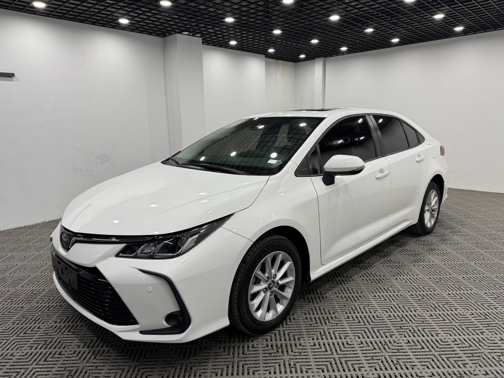 Toyota Corolla 2021 года, 1.2T S-CVT Elite Plus