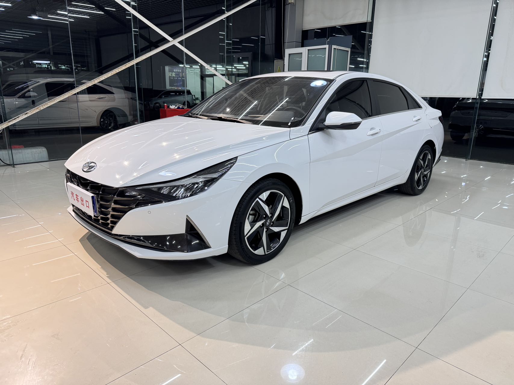 Hyundai Elantra 2022 года, 1.5L CVT, версия GLX Elite