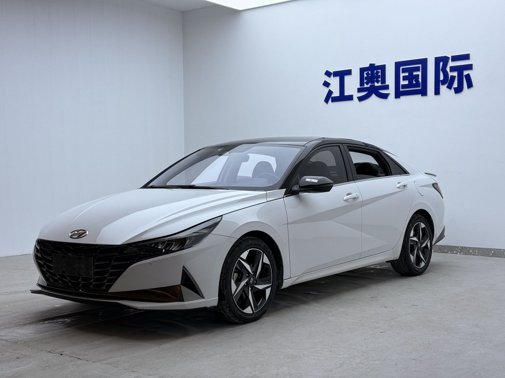 2021 1,5 л CVT LUX Premium Edition