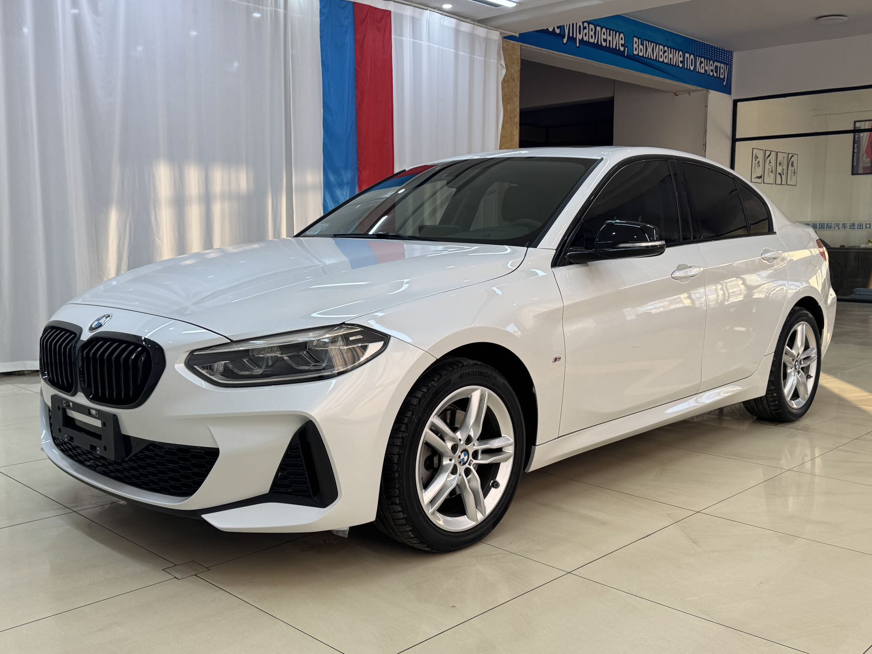 BMW 1 серии 2021 года 120i M Sport Shadow Edition Китайский стандарт выбросов VI