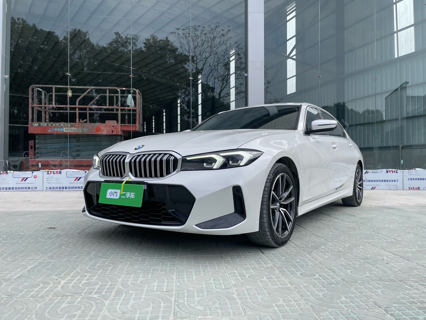 BMW 3 серии 2023 года 320Li M Спортивный пакет