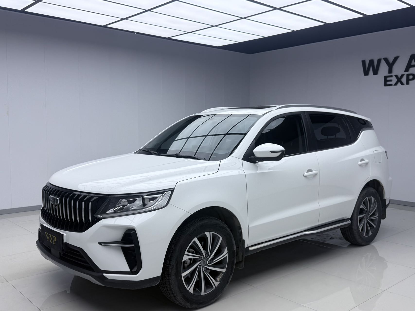 2021 модель Geely Yuanjing X6 PRO 1.4T автоматическая, люксовая версия