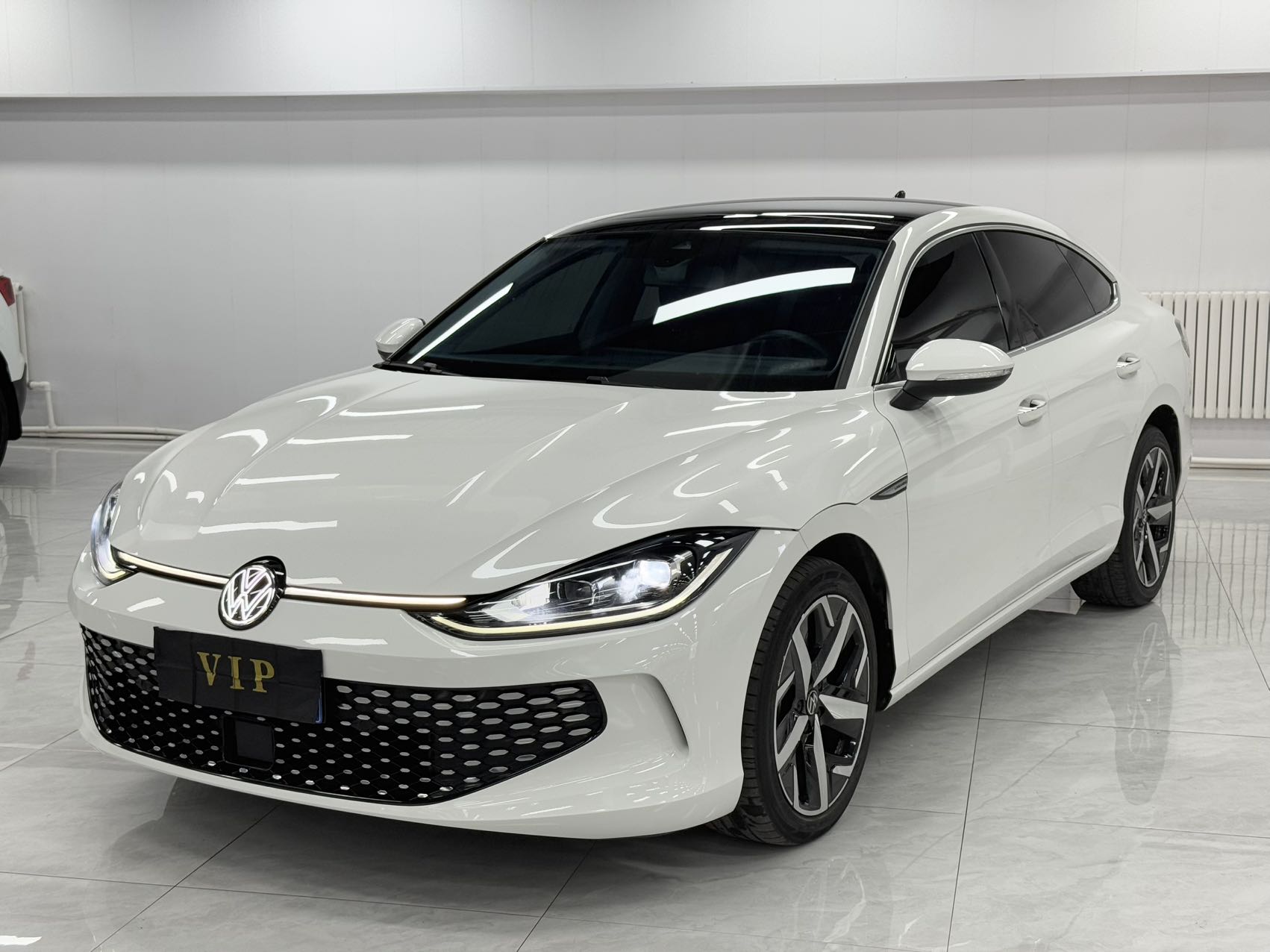 Volkswagen Lamando 2022 L 280TSI DSG Cool Hot Edition