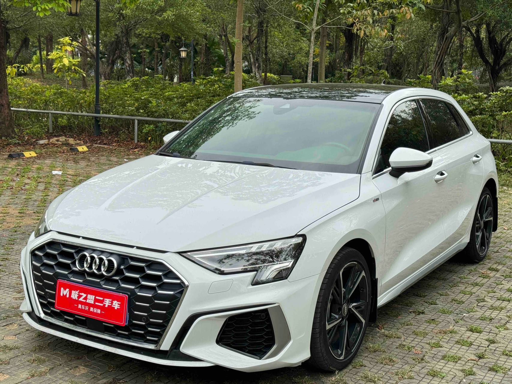Audi A3 2022 года, Sportback 35 TFSI, стильная спортивная версия