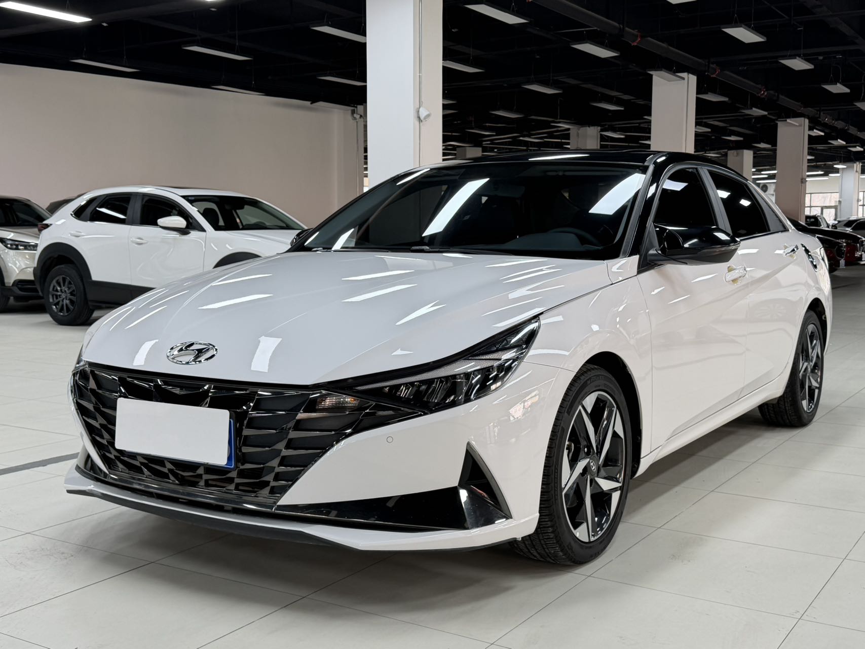 Hyundai Elantra 2022 1.5L CVT GLX Elite
