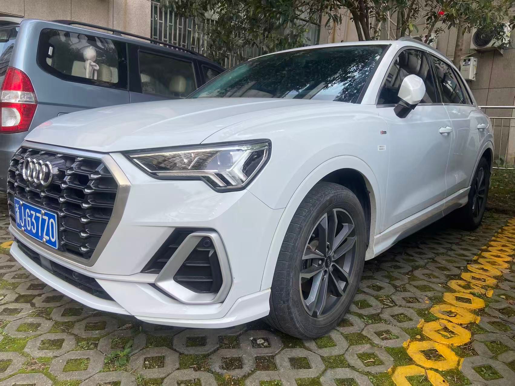 Ауди Q3 2022 модельного года 35 TFSI Прогресс Динамик