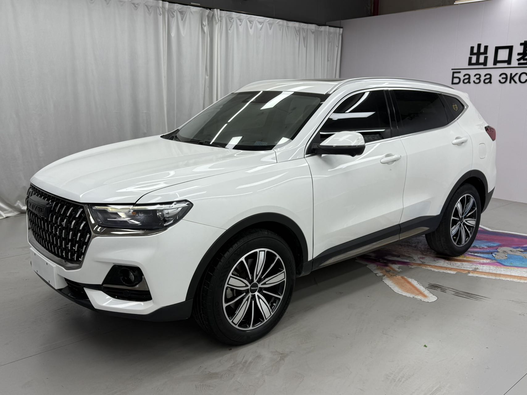 Haval H6 2023 модельный год, версия Guochao 1.5T автомат, чемпионская версия