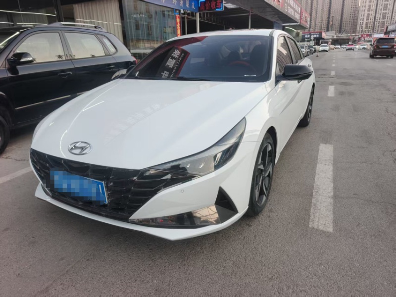 2021 Hyundai Elantra 1.5L Премиум-версия