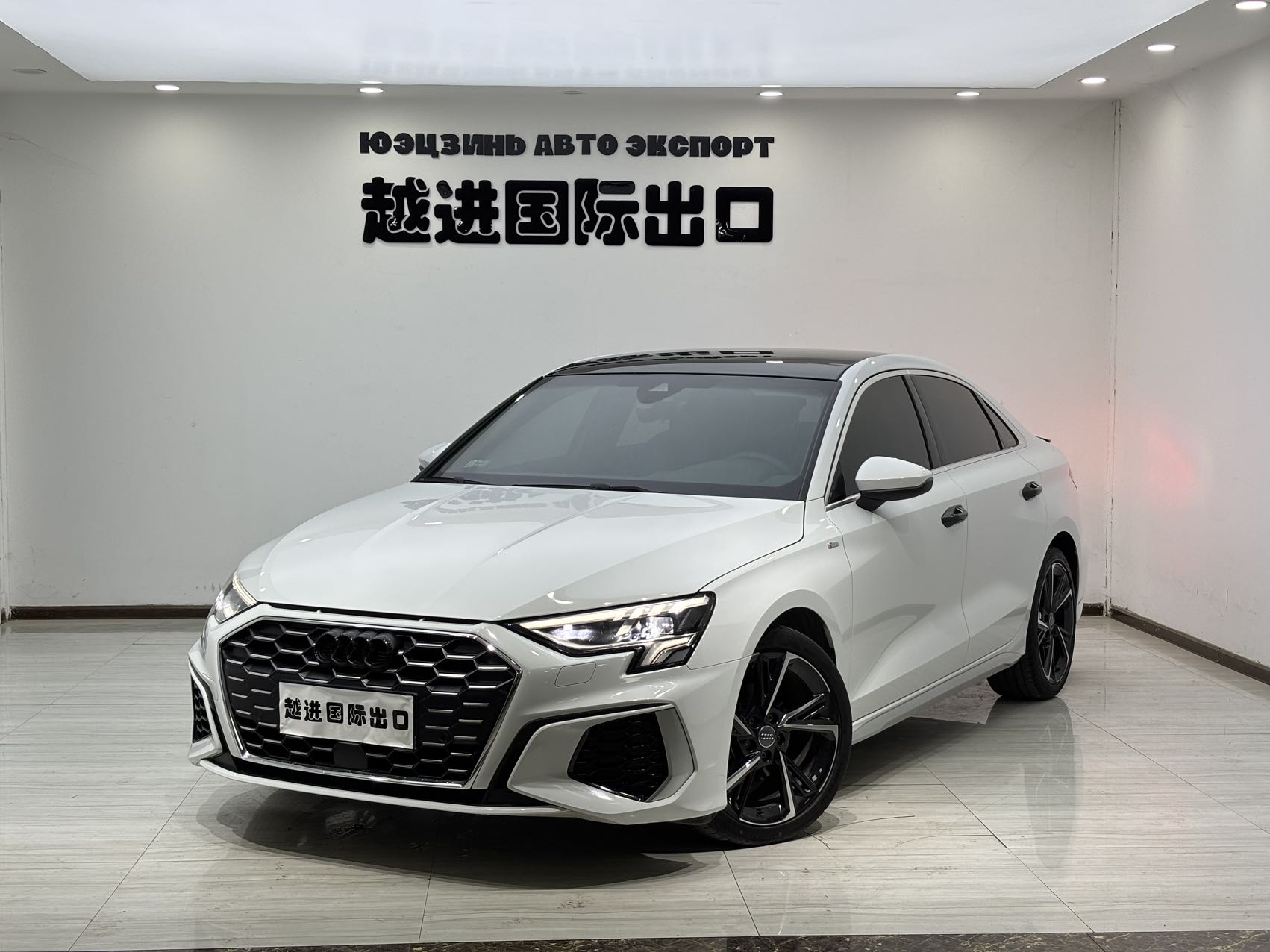 Audi A3L стильный спортивный