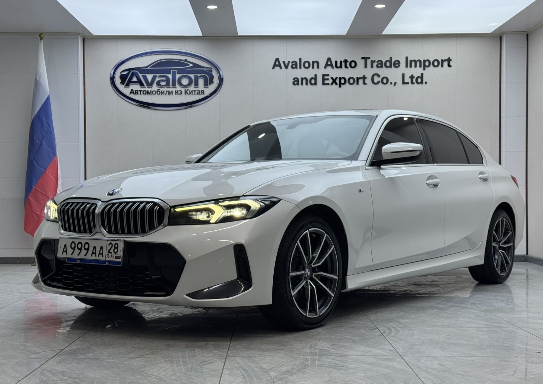 BMW 3 серии 2023 года 320Li M спортивный пакет