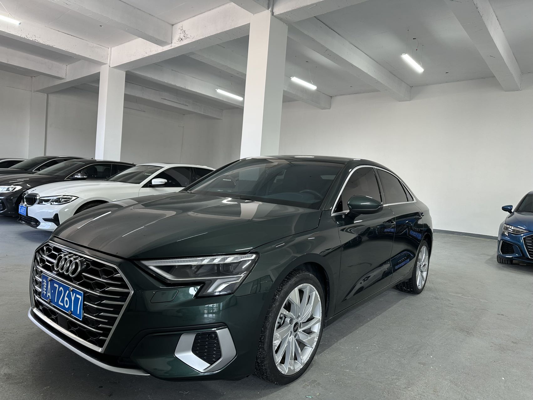 Audi A3L Limousine 35 TFSI стильная элегантная версия 2023