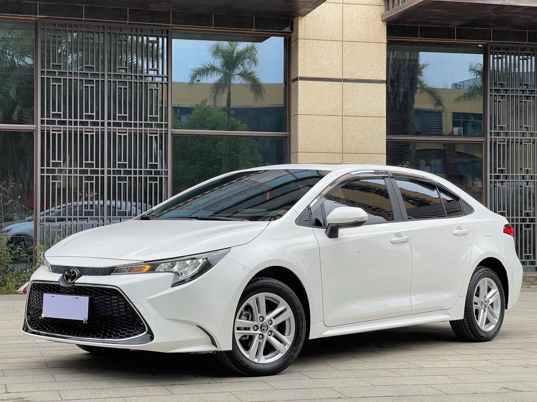 Toyota Levin 2022 года, 185T CVT, люкс версия