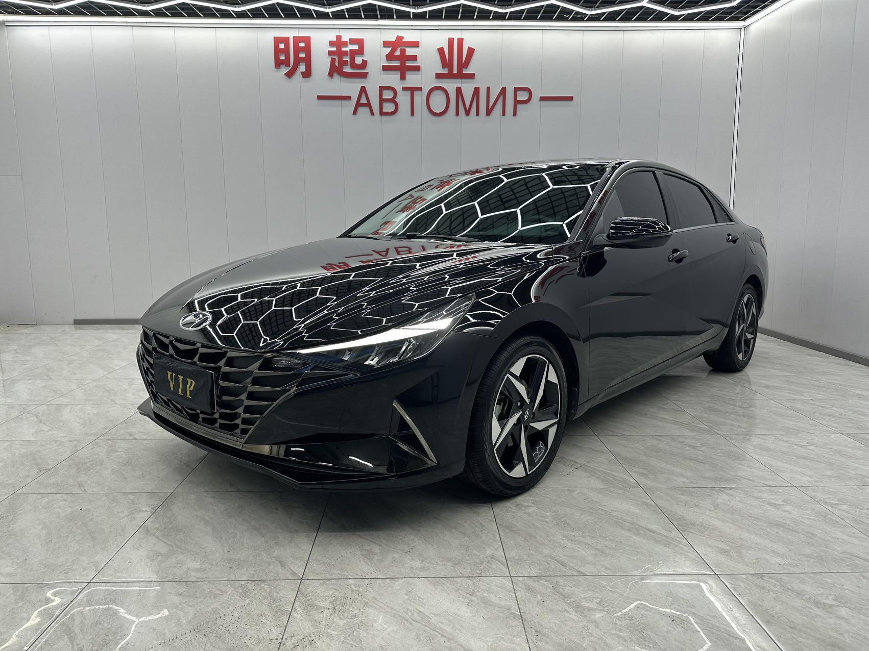 Хюндай Элантра 2021, 1.5L, CVT, комплектация LUX