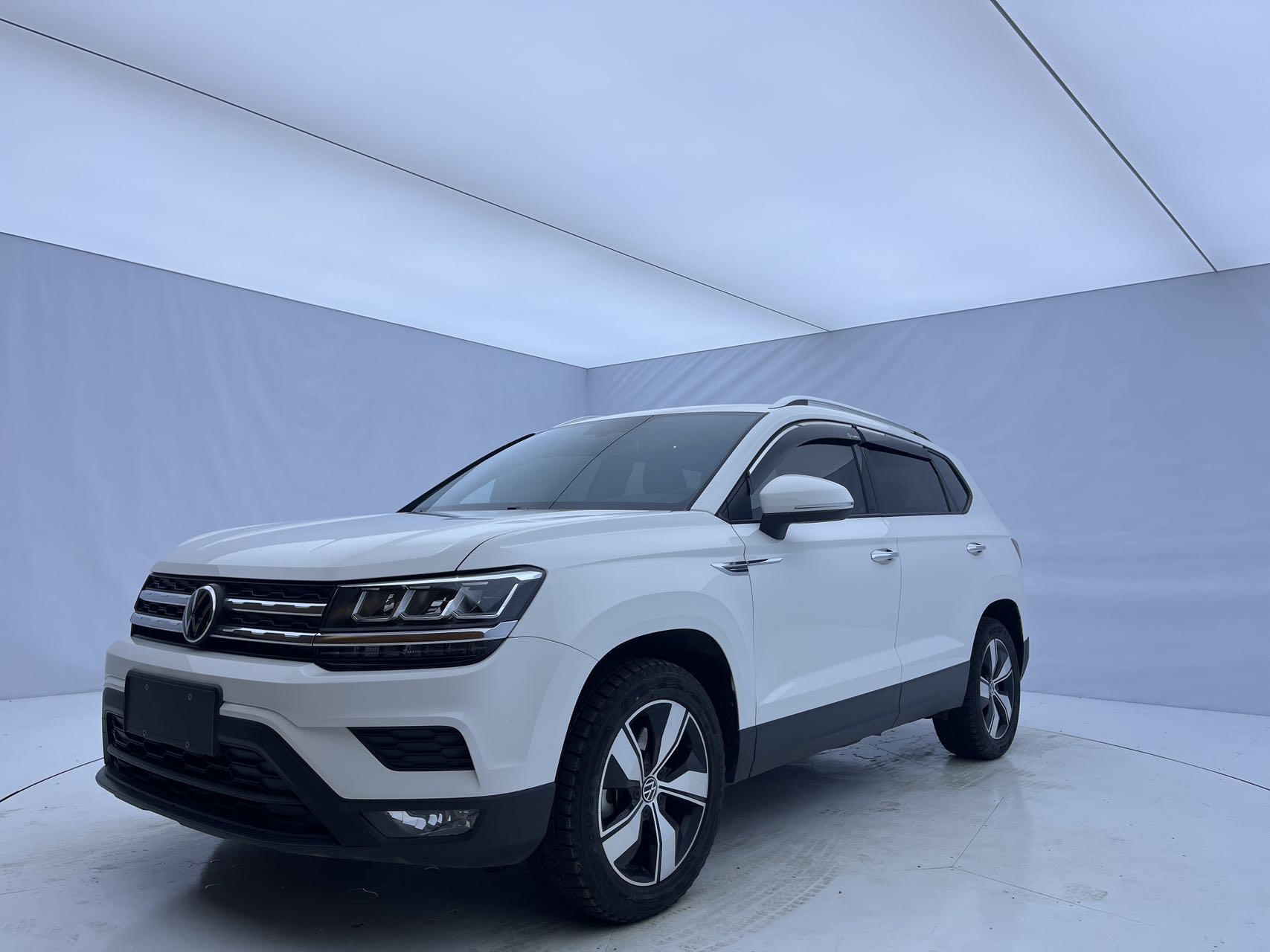 Volkswagen Tharu 2021 года, 280 TSI, передний привод, версия Luxury PLUS