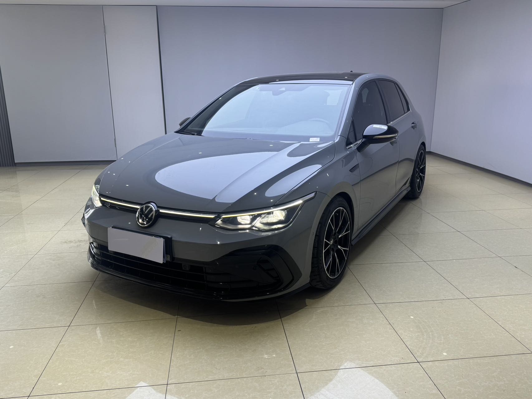 Volkswagen Golf 2021 года 280TSI DSG R-Line