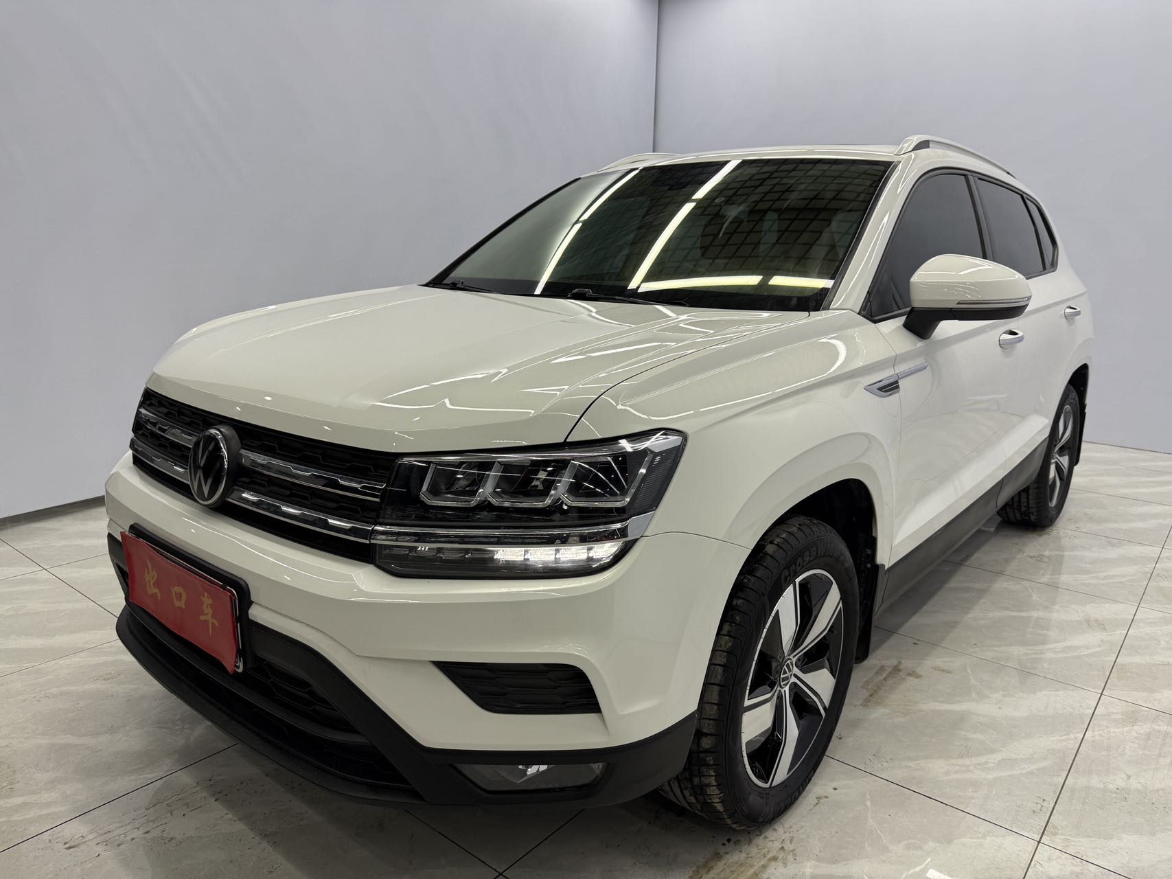 Volkswagen Tharu 2022 280TSL передний привод, люксовая версия
