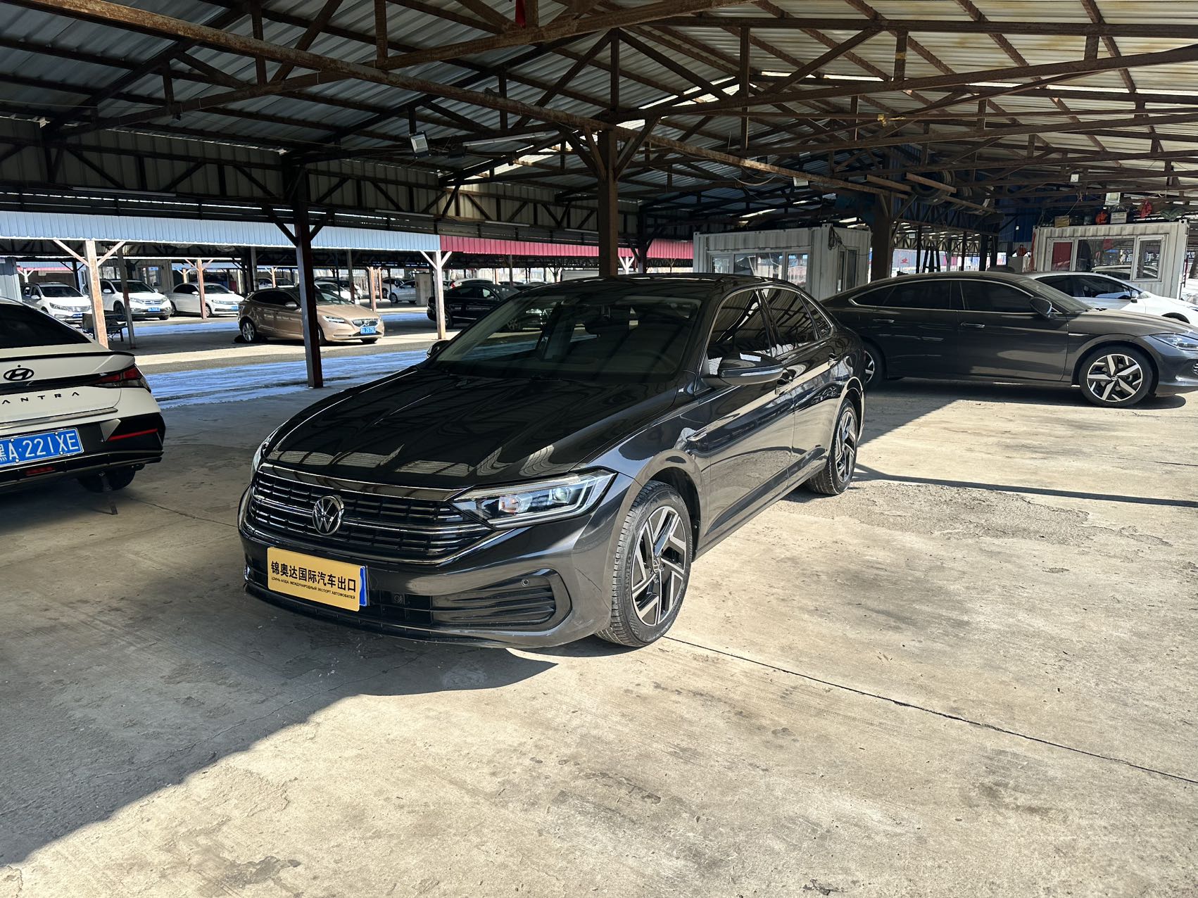 Volkswagen Sagitar 2023 года, версия 280TSI DSG Ultimate