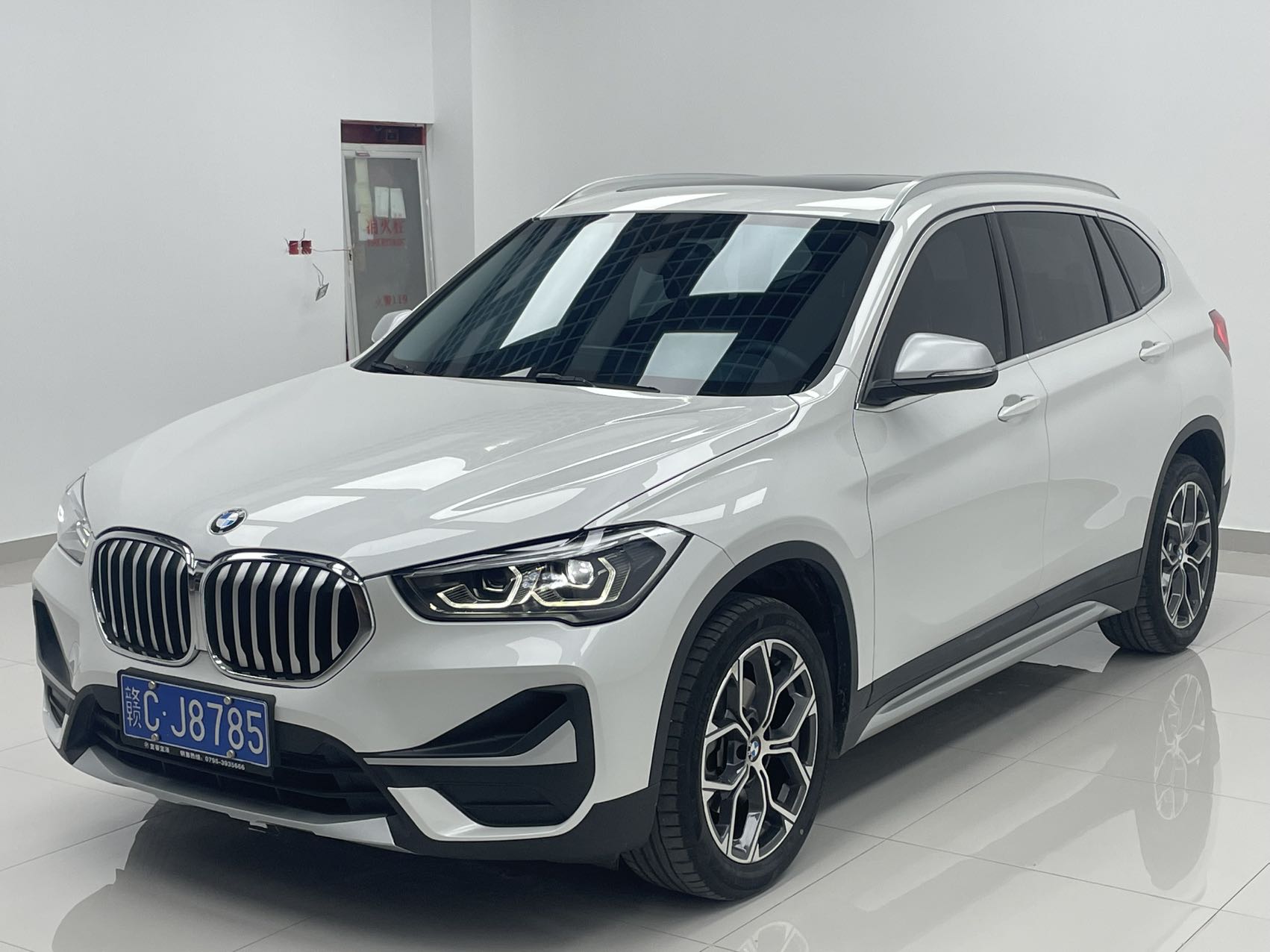BMW X1 sDrive20Li 2022 года, модификация Fashion