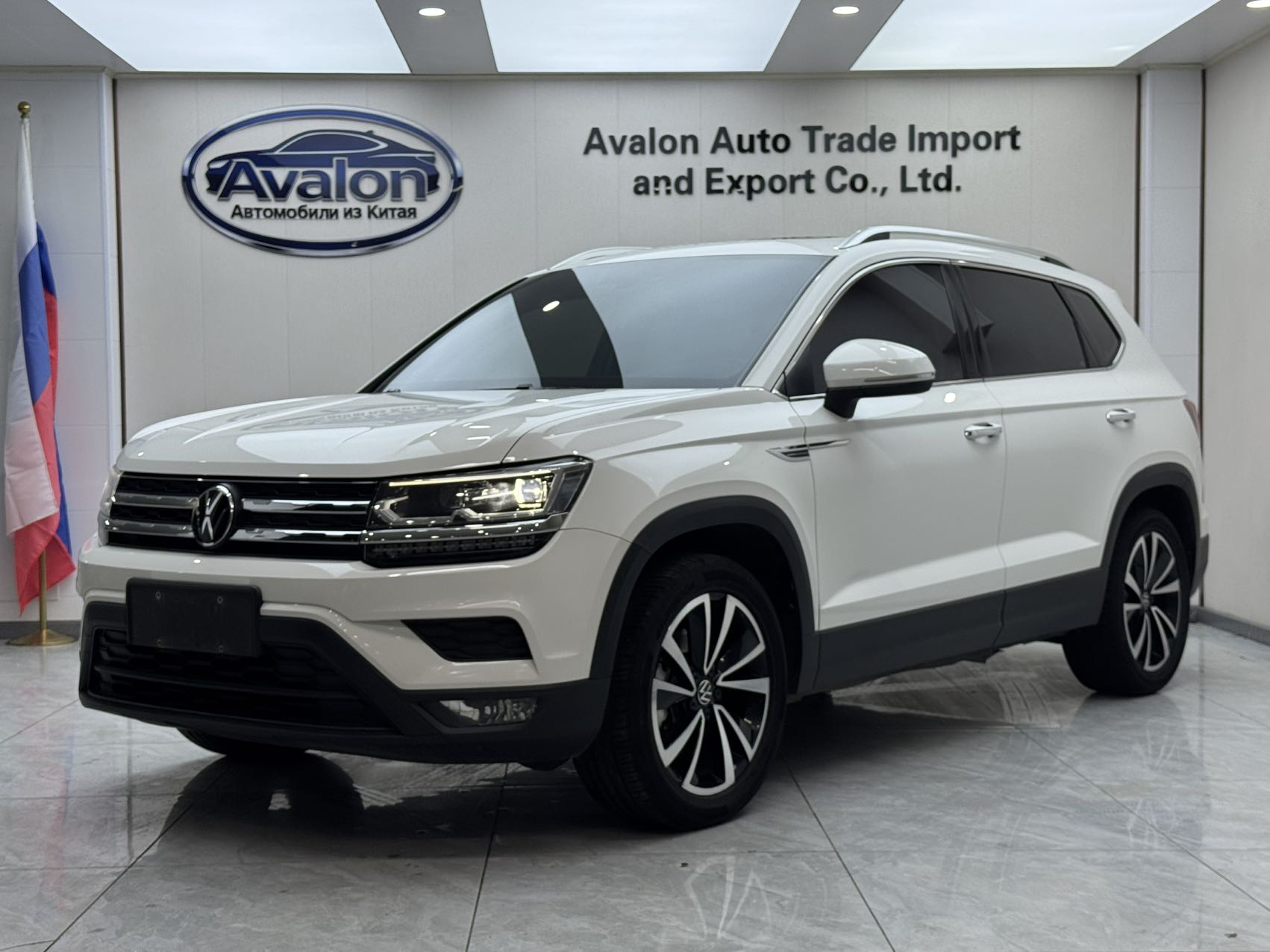 Volkswagen Tharu 2022 года, 280 TSI, передний привод, люксовая версия