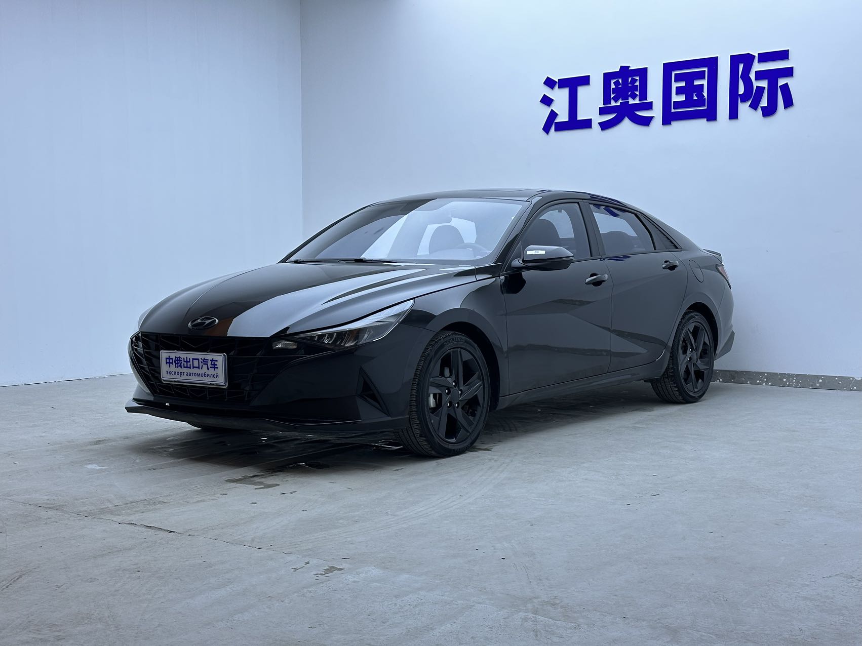 2022 версия 240TGDi DCT GLX Black Knight Limited Edition