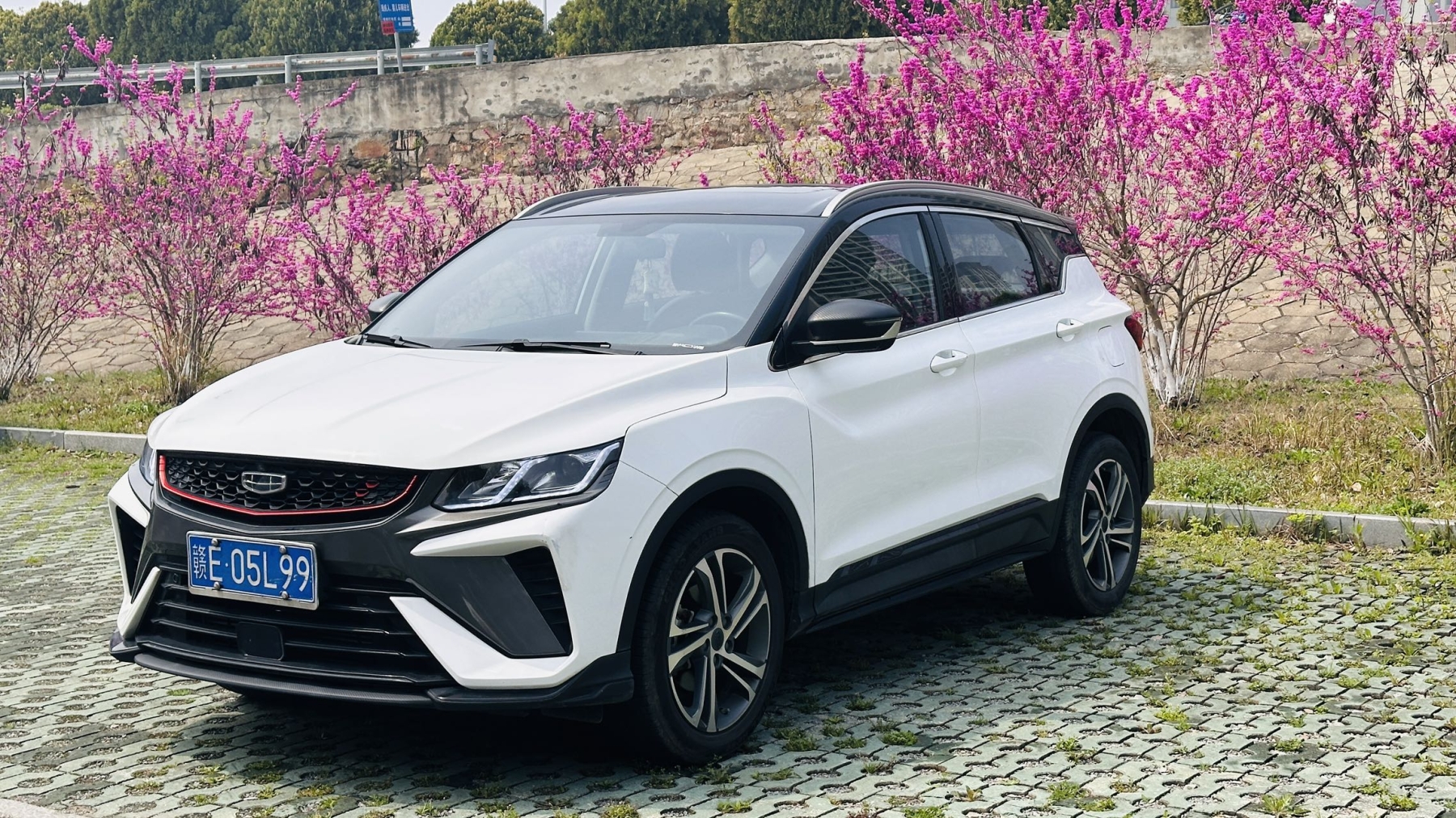 Geely Automobile Bin Yue 2021 1.4T DCT Алмазная версия