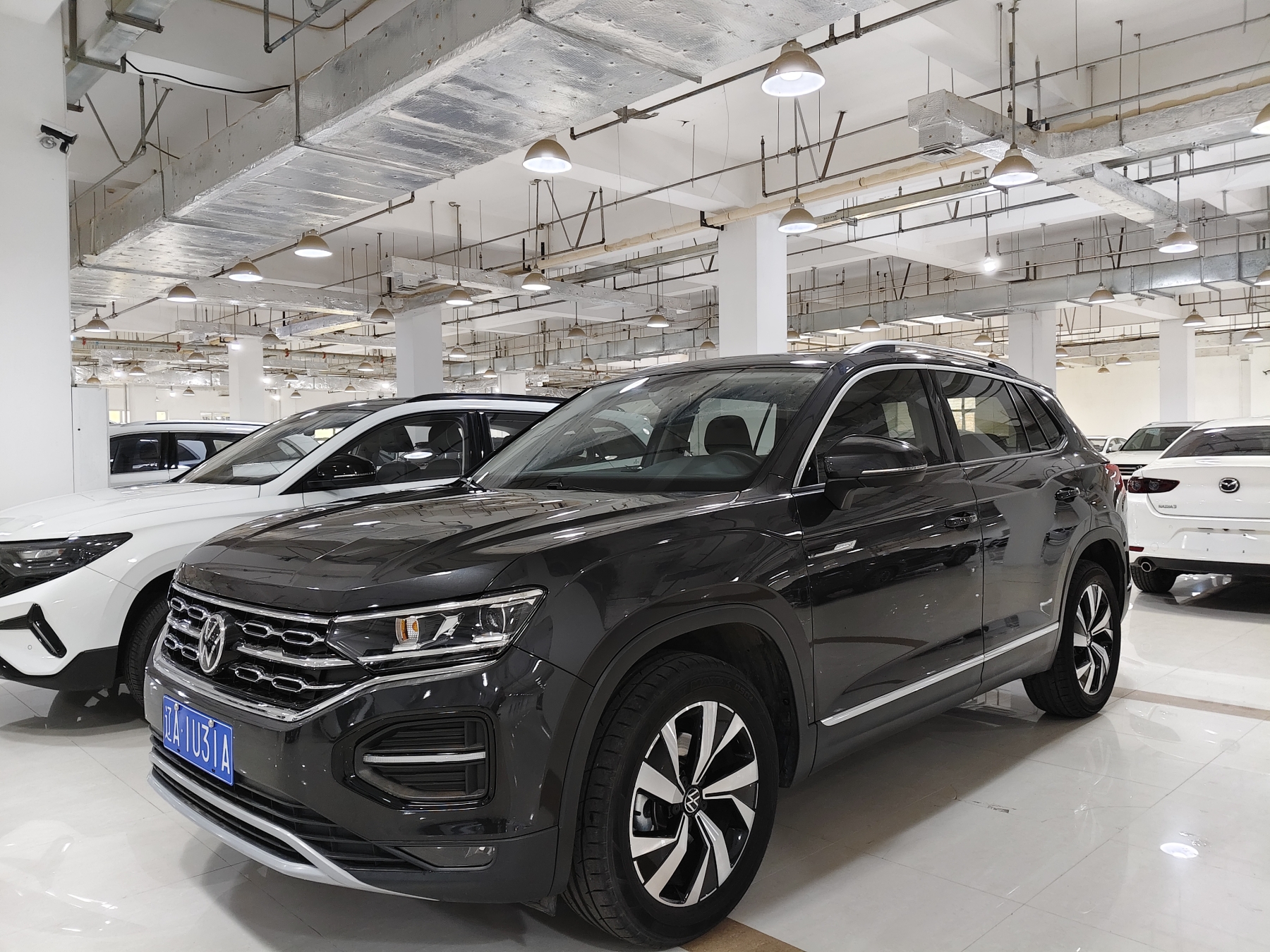 Volkswagen Tayron 2022 версия 280TSI, передний привод, люксовая интеллектуальная комплектация