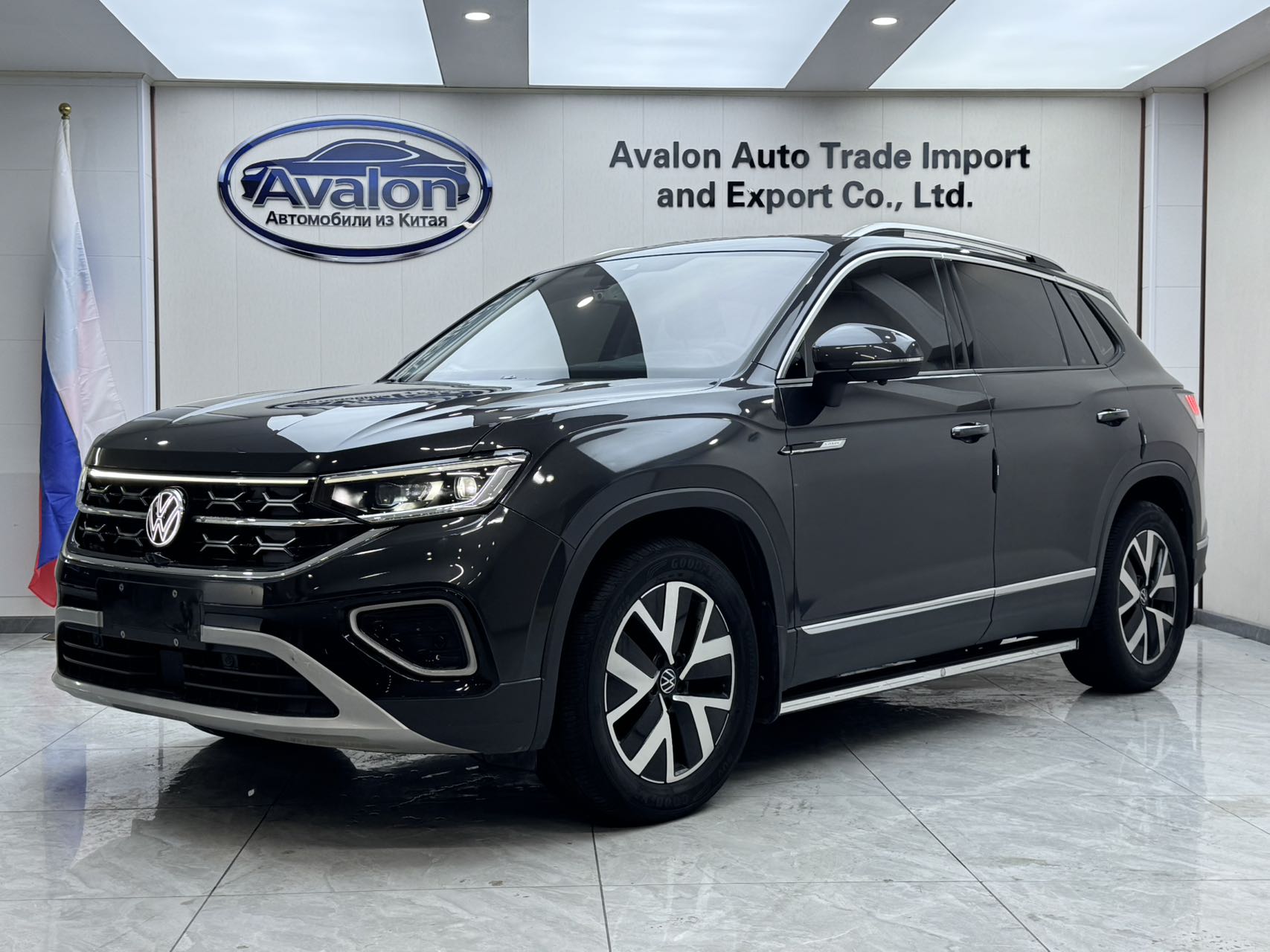 Volkswagen Tayron 2023 года, 280TSI, передний привод, версия Luxury Plus Advanced