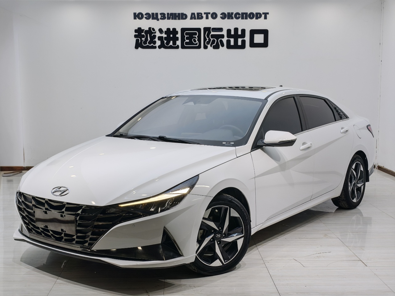 Hyundai Elantra 2022 премиум  