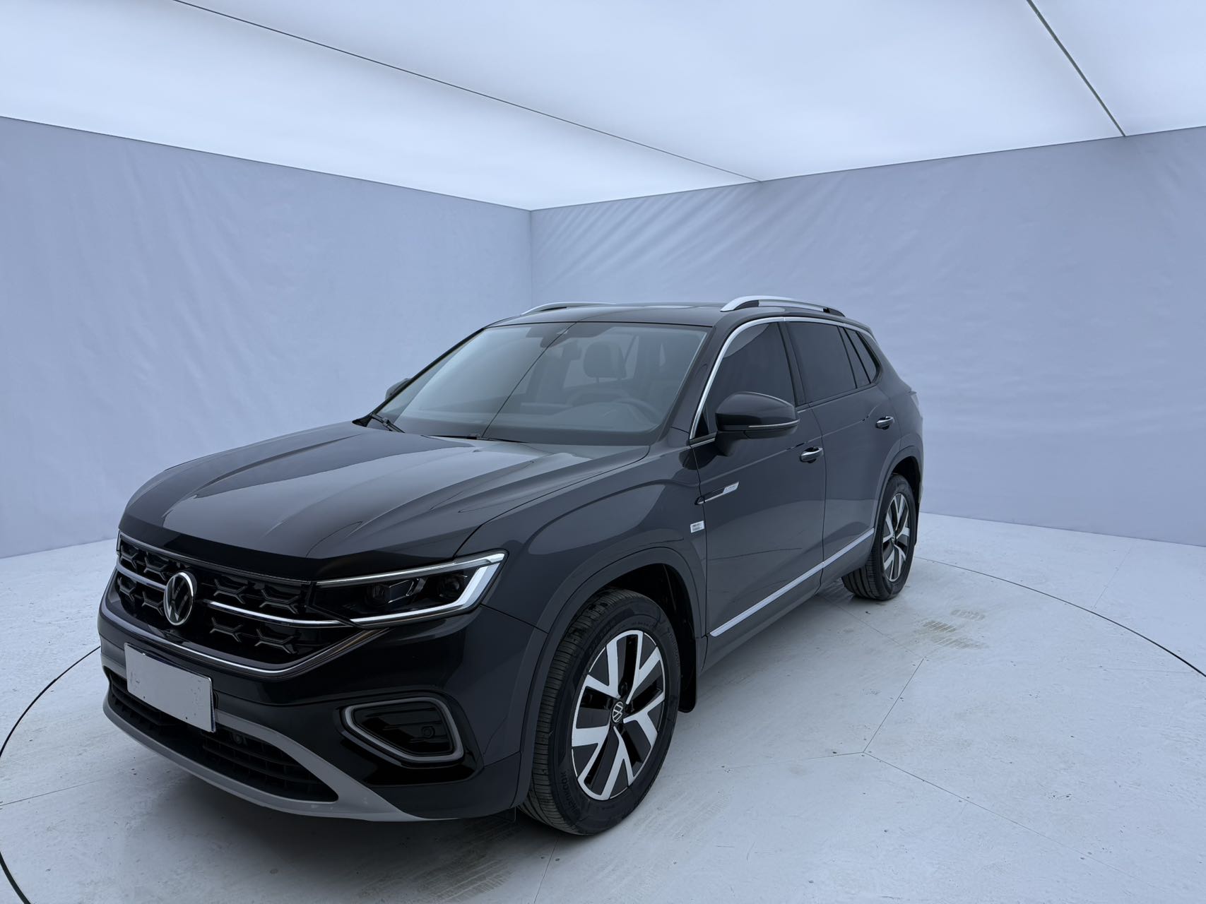  Volkswagen Tayron 2023 280TSI, передний привод, роскошная версия Plus