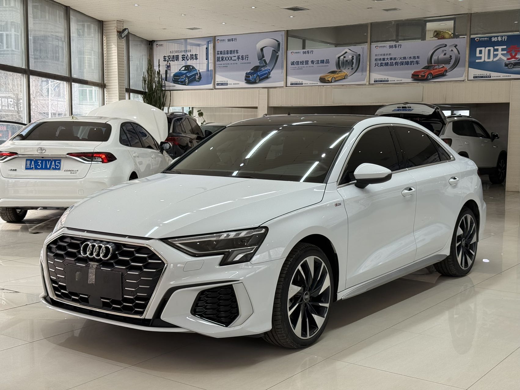 Audi A3 2023 модель, обновлённый A3L Limousine 35 TFSI, стильная спортивная версия