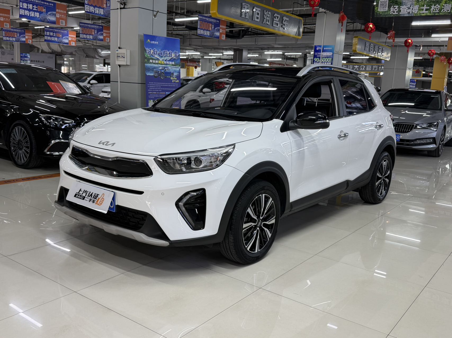 Kia KX1 2021 года с объемом двигателя 1,4 л и люком
