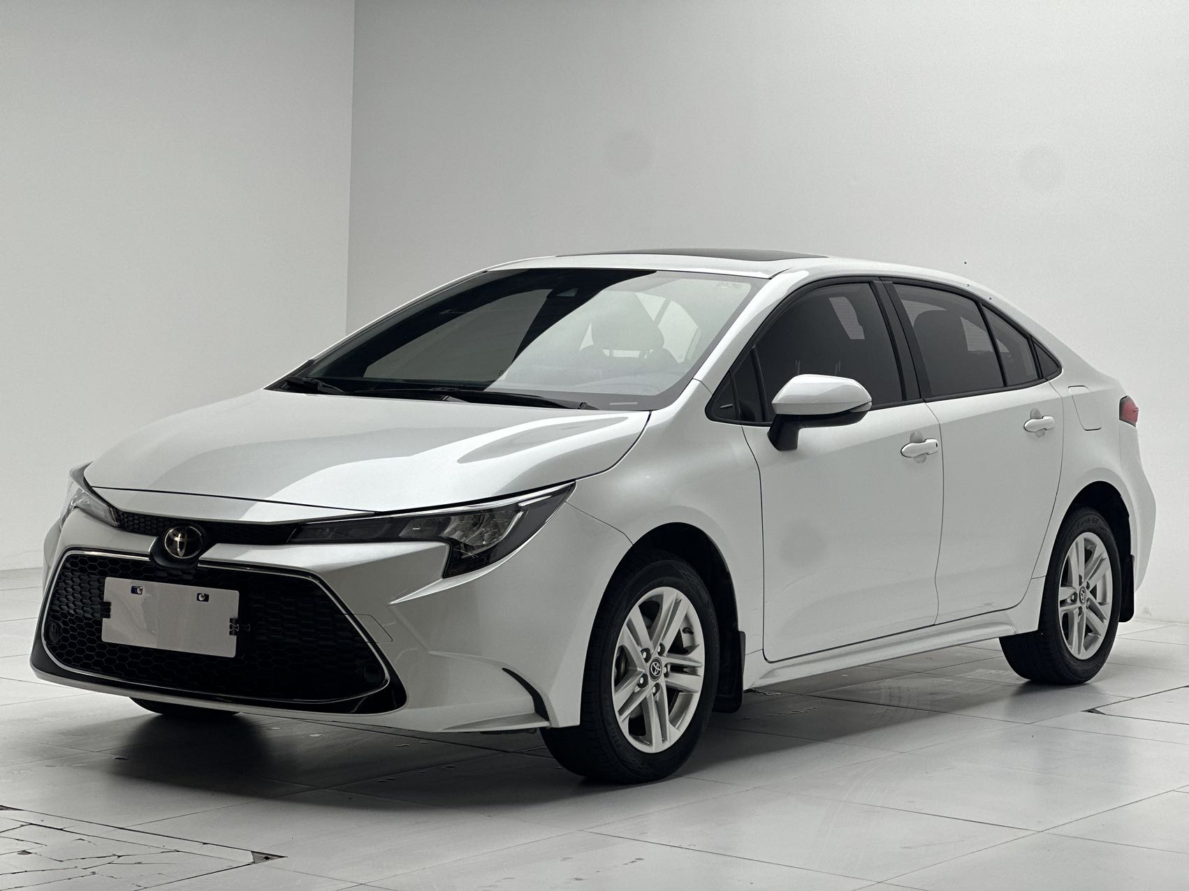 Toyota Levin 2022 185T CVT роскошная версия
