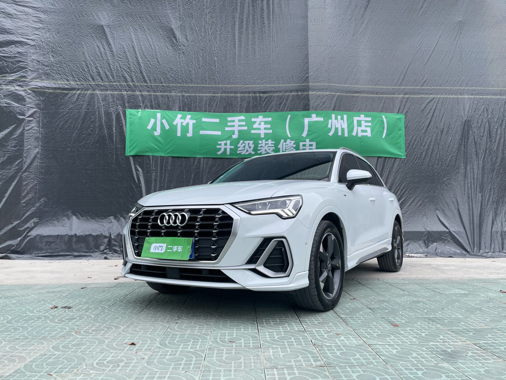 Audi Q3 2022 года 35 TFSI модификация Stylish Sport