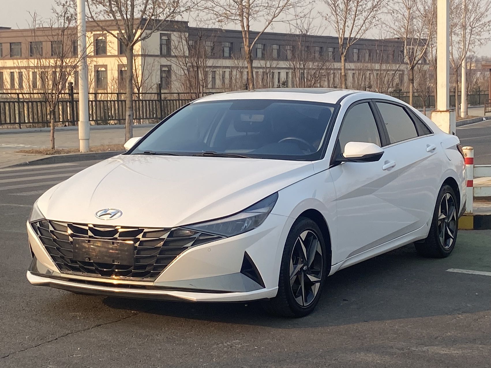 Модель Elantra 2021, версия Prestige