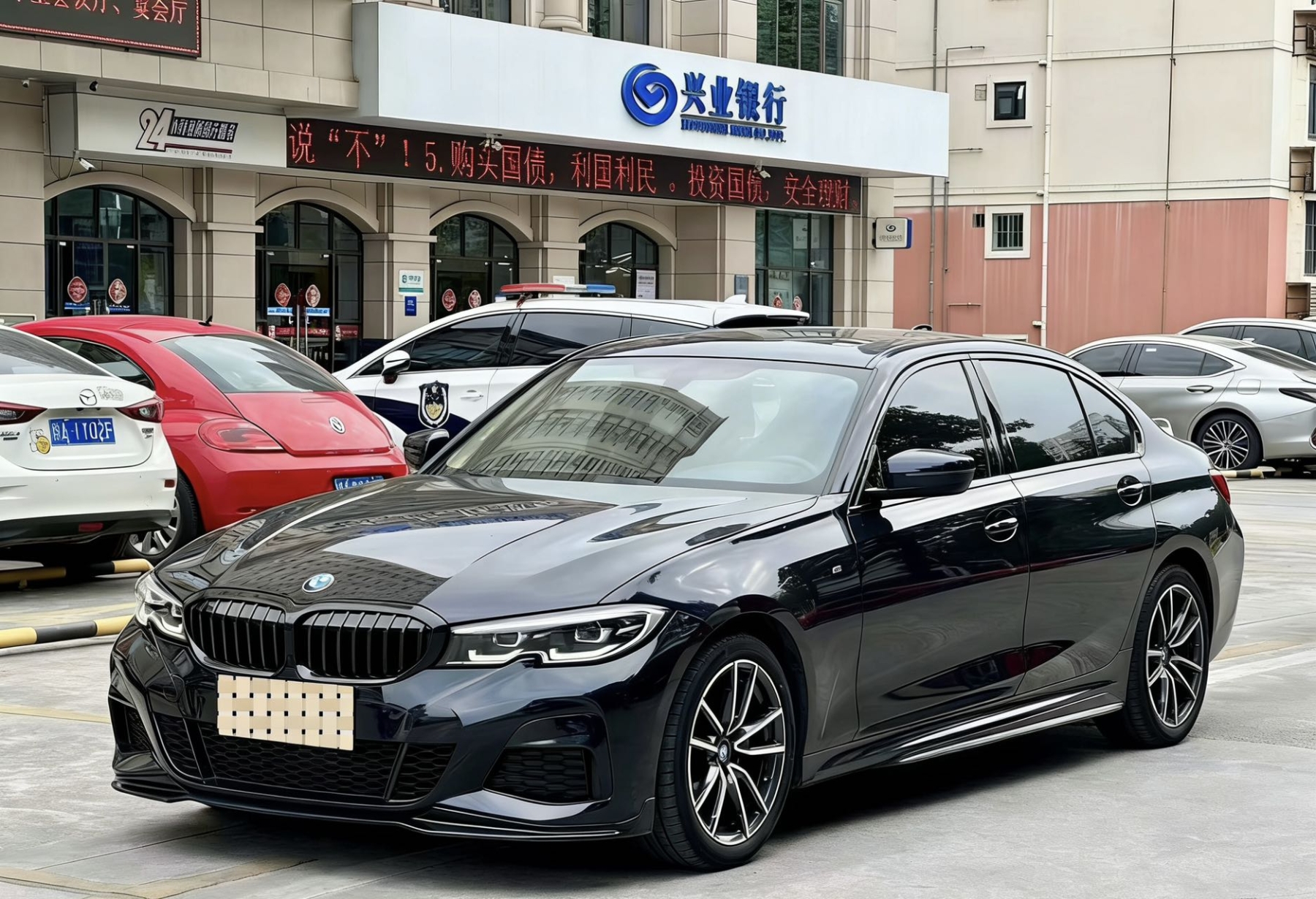 BMW 3 серии 2022 года, рестайлинг, 320Li, M-пакет