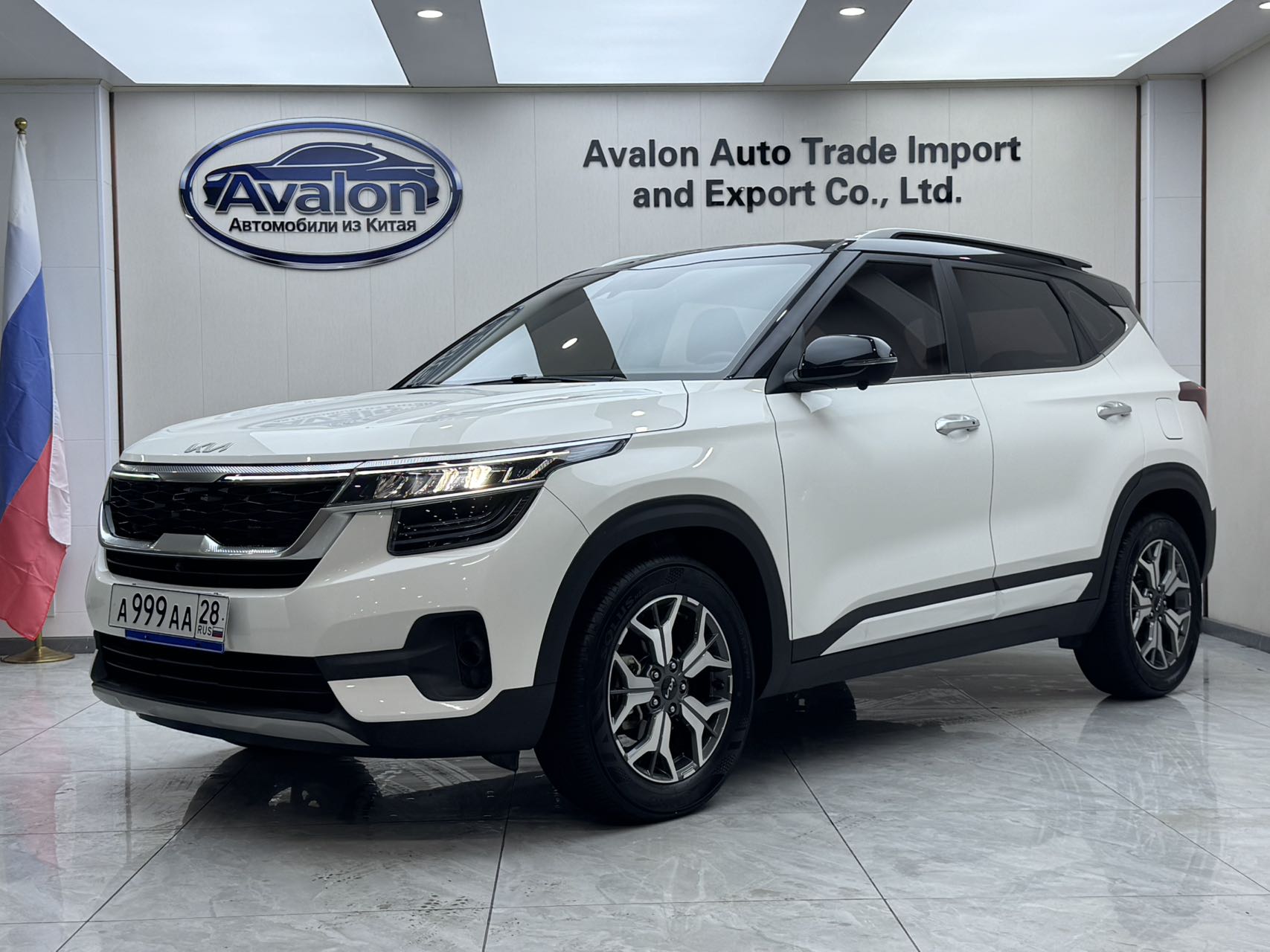 Киа KX3 2021 года, 1.5L CVT, полная комплектация