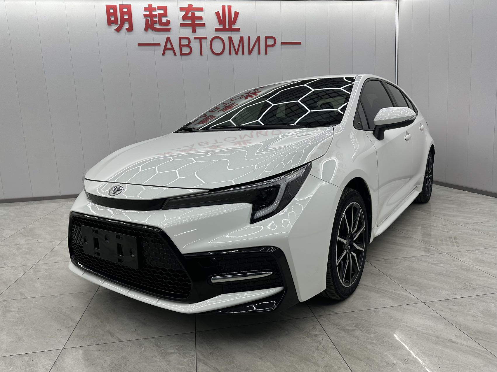 Toyota Levin 2023 г., версия 185T CVT Sport
