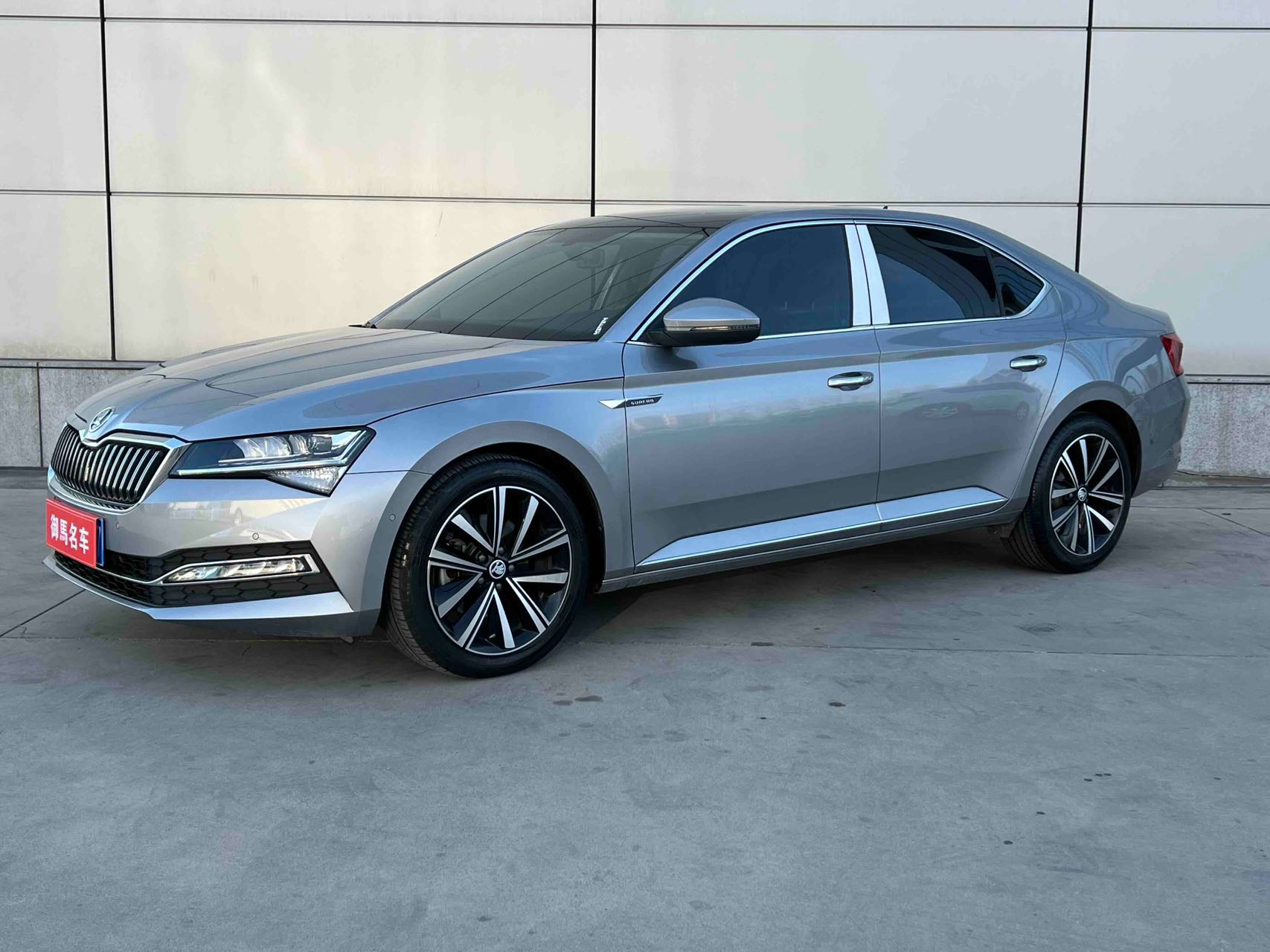 Skoda Superb 2024 TSI280 DSG версия Prestige