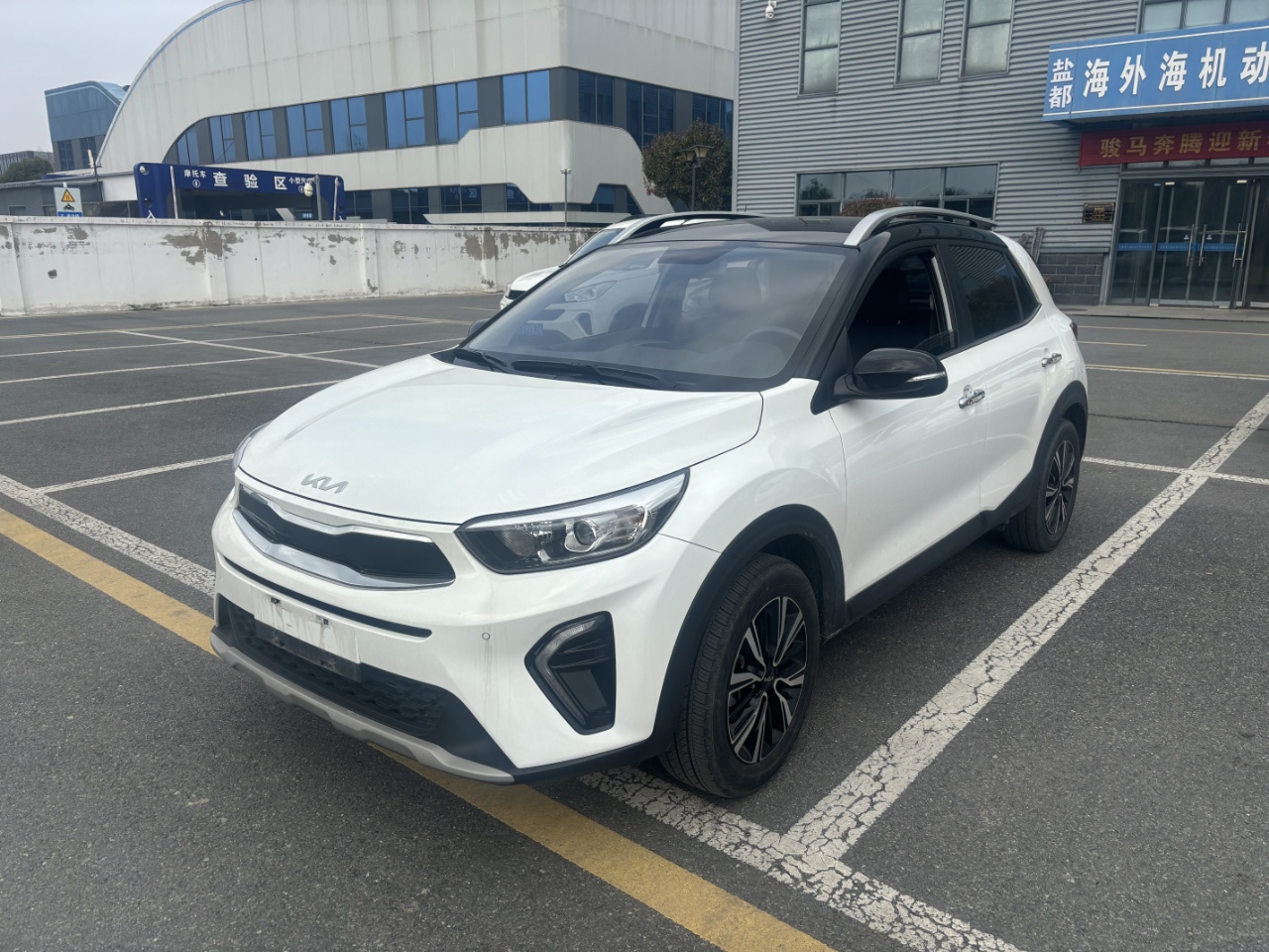 Kia KX1 2021 1.5L CVT с люком