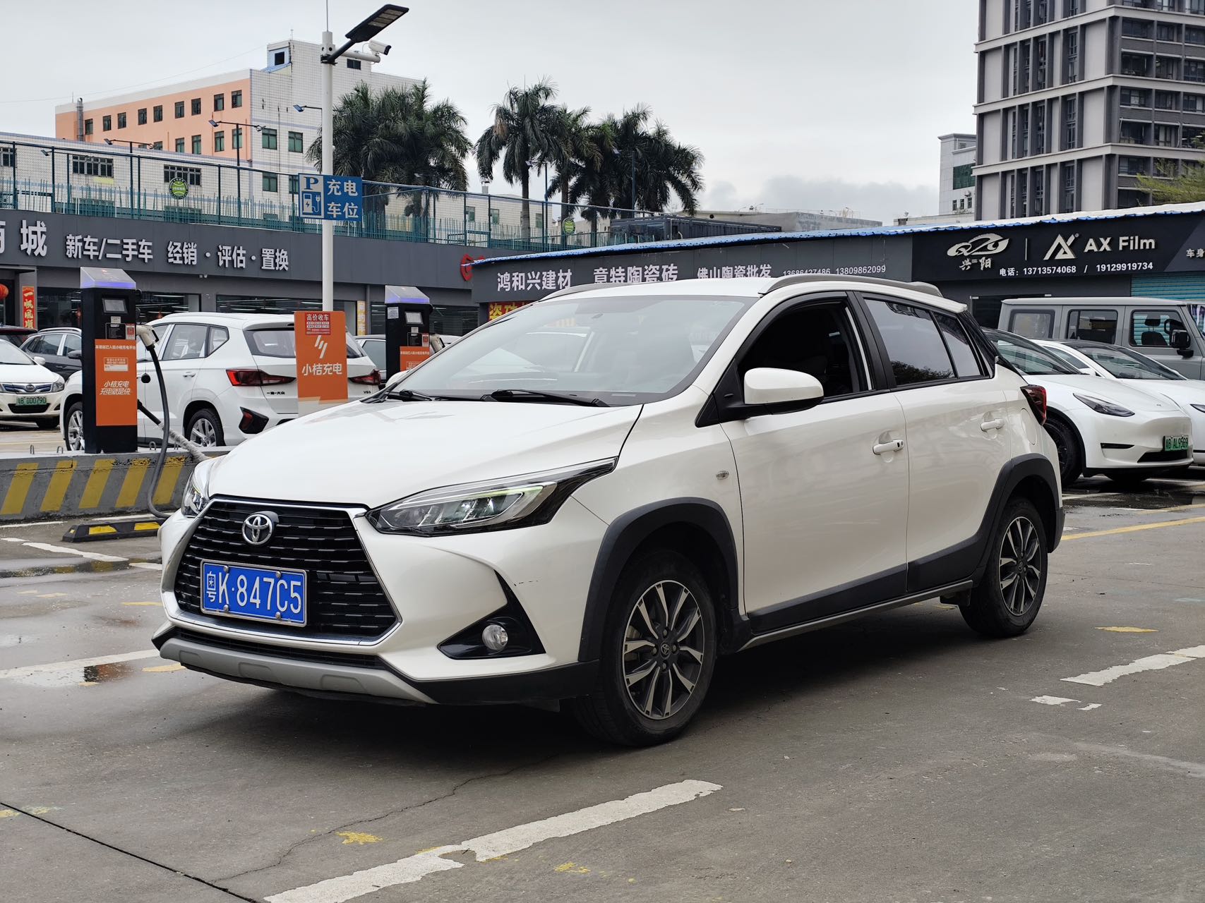 Тойота Ярис 2022, 1.5L Люкс Плюс