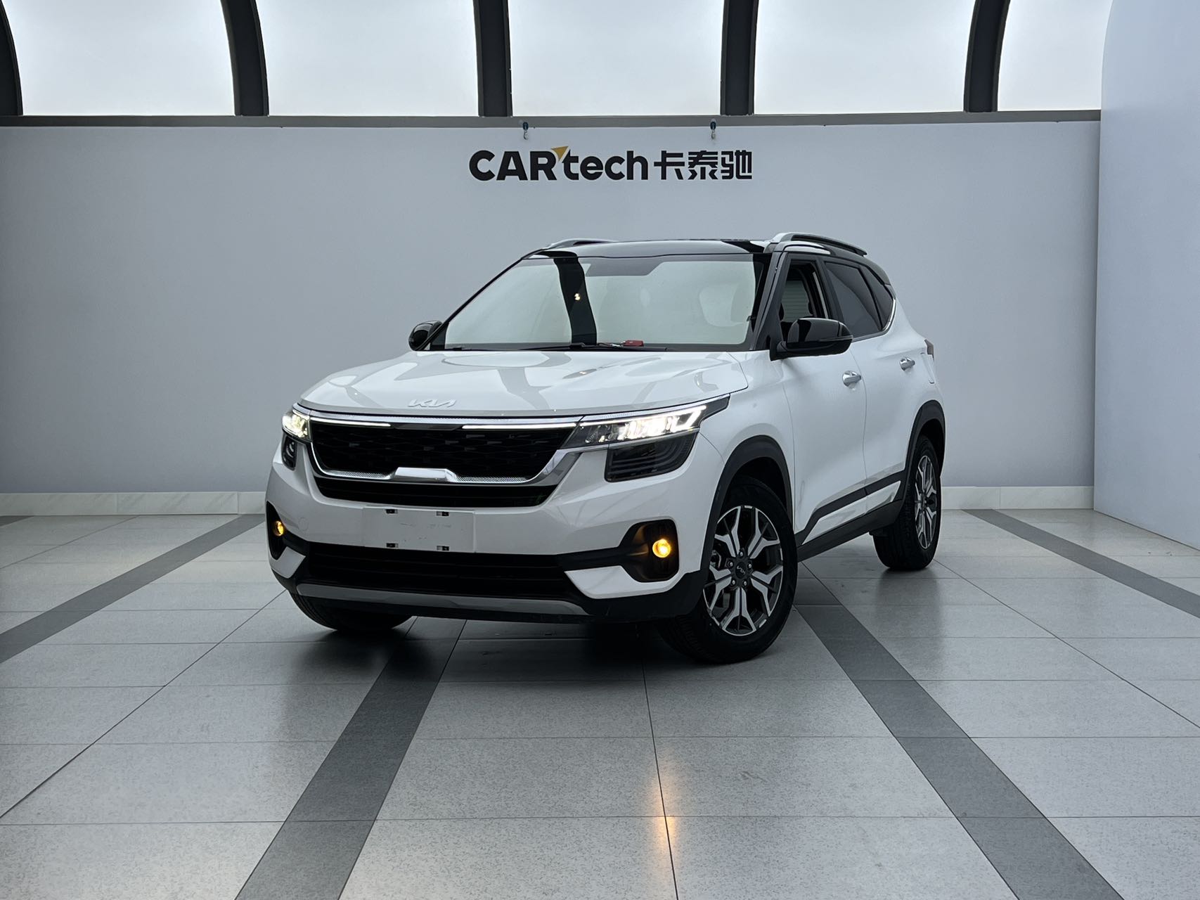 Киа КИКС-3 2021 1.5 л CVT Новая версия