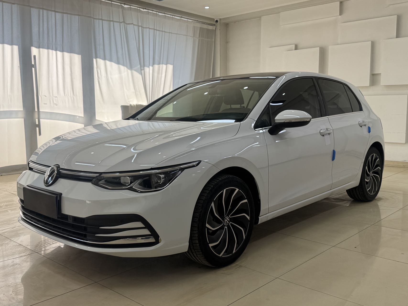 Volkswagen Golf 2021 года 280TSI DSG Pro