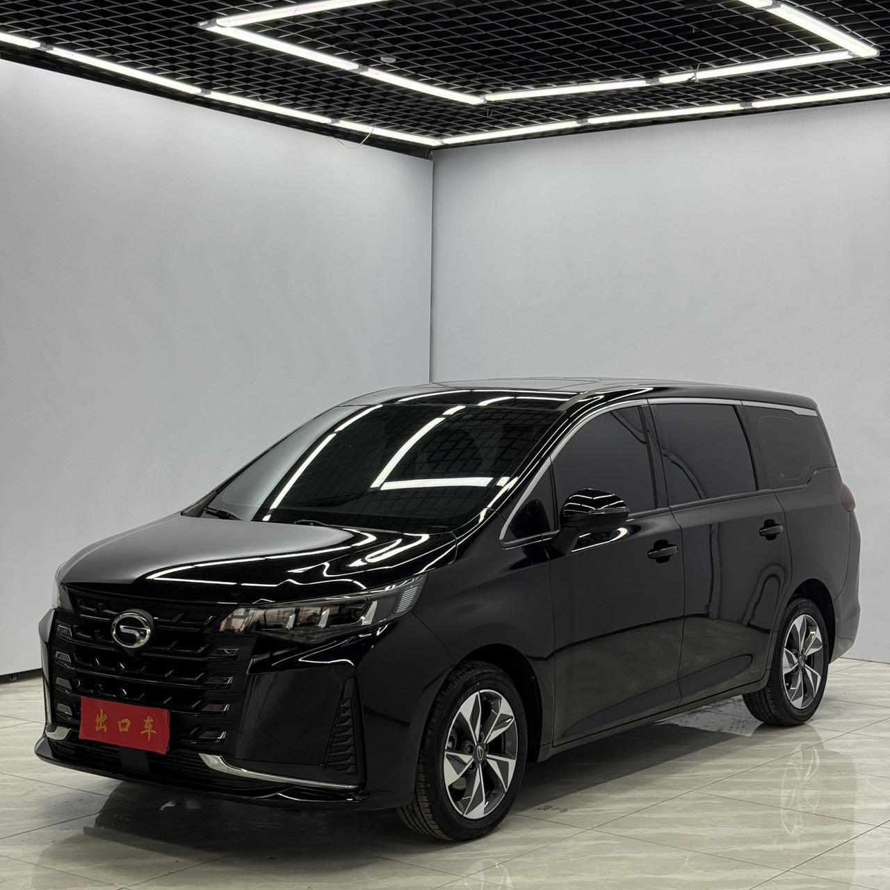 GAC Trumpchi Trumpchi M6 2021 года выпуска PRO 270T DCT автоматическая роскошная версия