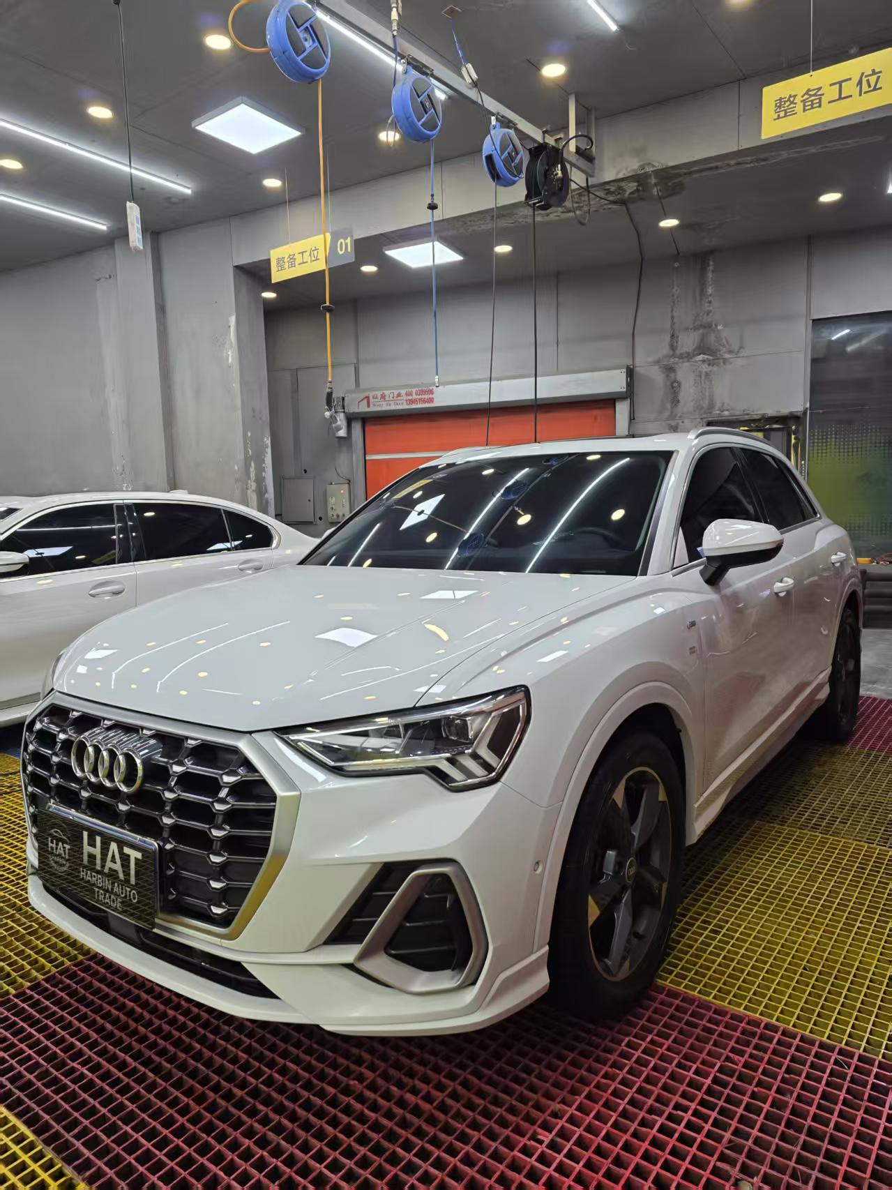 Audi Q3 2022 года, модель 35 TFSI, стильная спортивная версия, стандарт выбросов Китай VI