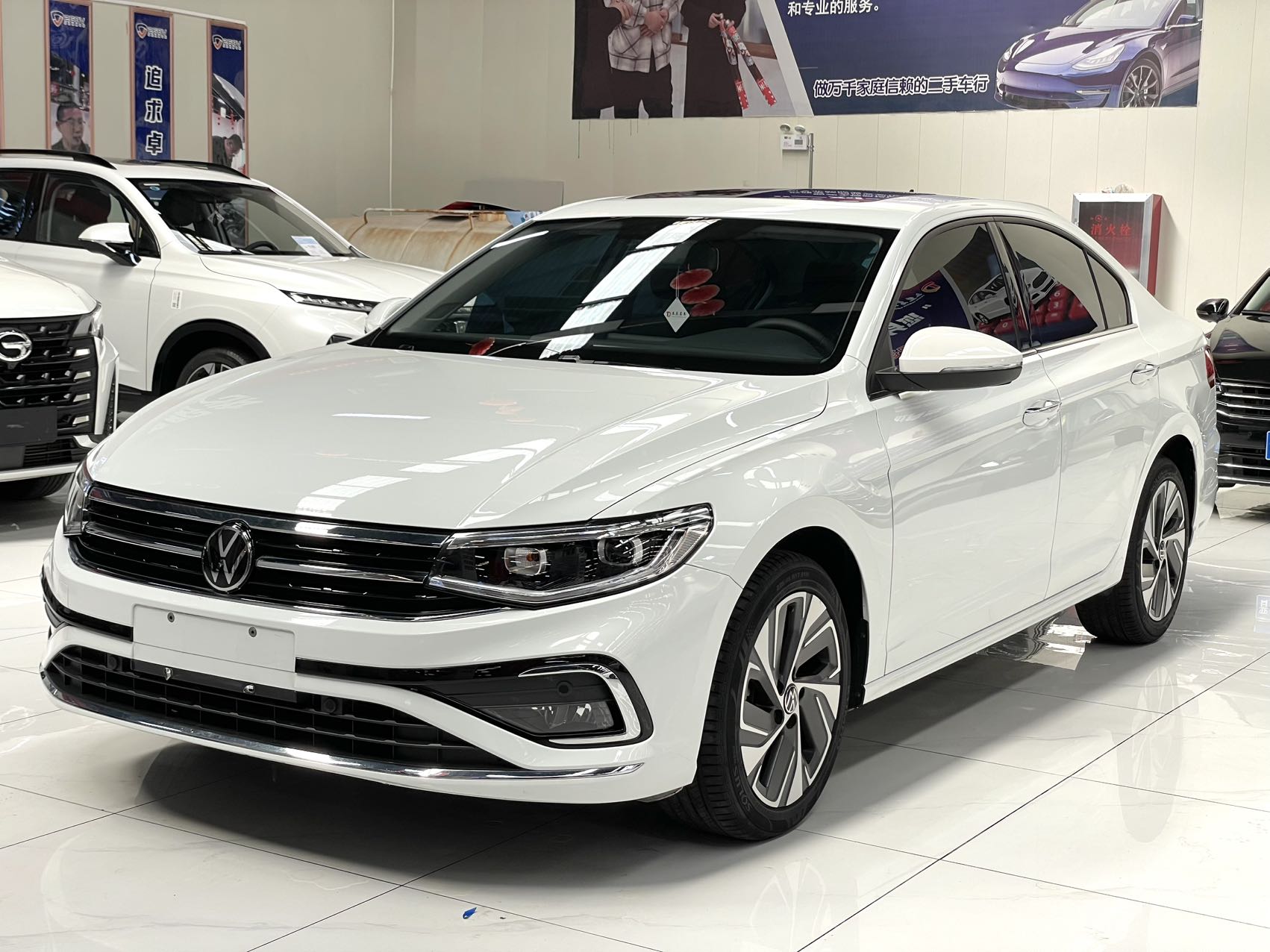 Volkswagen Bora 2023 версия 200TSI DSG Intelligent PRO